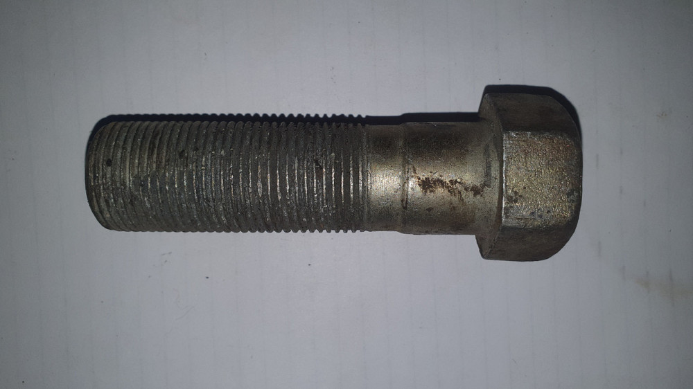 Болт М27х2. Длина-63/108 мм. Ключ - 35. Харьков - изображение 1