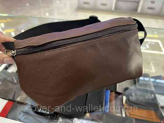 Поясная кожаная сумка бананка коричневого цвета Grande Pelle 741610 Киев