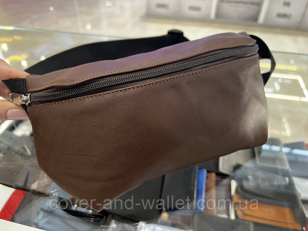Поясная кожаная сумка бананка коричневого цвета Grande Pelle 741610 Киев - изображение 2