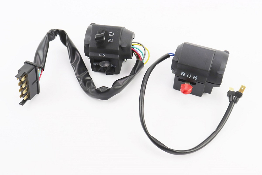 Перемикач керма лів/пр. Київ - фото 1