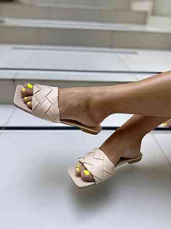 Meideli Зручні жіночі шльопанці, штучна шкіра, бежеві на низькому ходу MEIDELI E839-7 р. 36, 38 Коломия