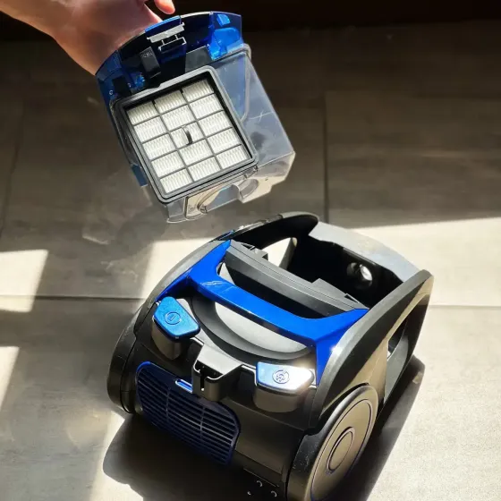 Пылесос контейнерный без мешка Grant GT-1604 3700 Вт синий Коломыя