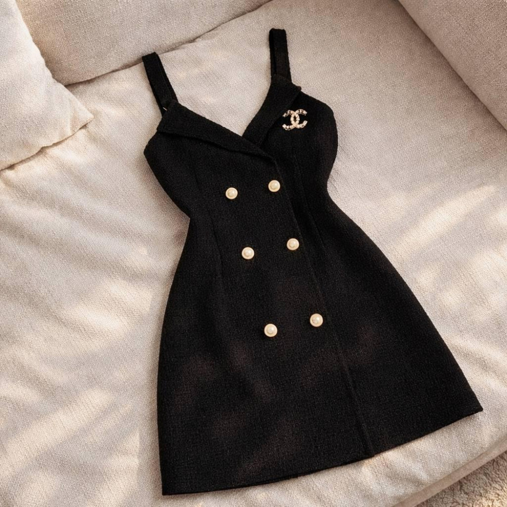 Женский стильный повседневный костюм двойка с брошью Одесса - изображение 5