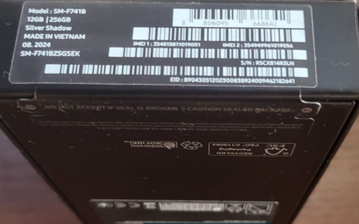 Смартфон Samsung Galaxy Flip 6 , 12/256Gb. Новый ! Київ - фото 6