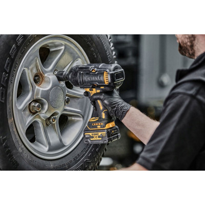 Гайковерт DeWALT 18 В XR Li-lon 2x5Ah, 1396 Нм (DCF900P2G) Вінниця - фото 5