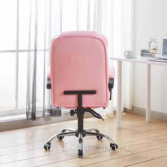 Офисное кресло с подставкой для ног Bonro BN-6071 кресло для офиса и персонала компьютерное Розовое Мостиска