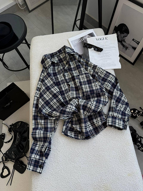 Женская классическая рубашка в клетку оверсайз кроя костюмный тиар Синий Одесса - изображение 5