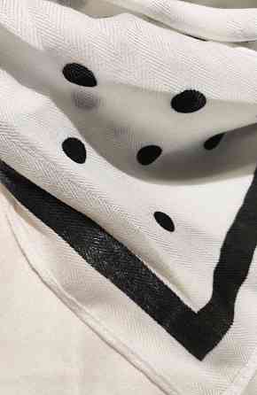 Шарф жіночий з магнітною застібкою Біло-чорний Сміла