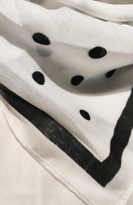 Шарф жіночий з магнітною застібкою Біло-чорний Сміла - фото 4