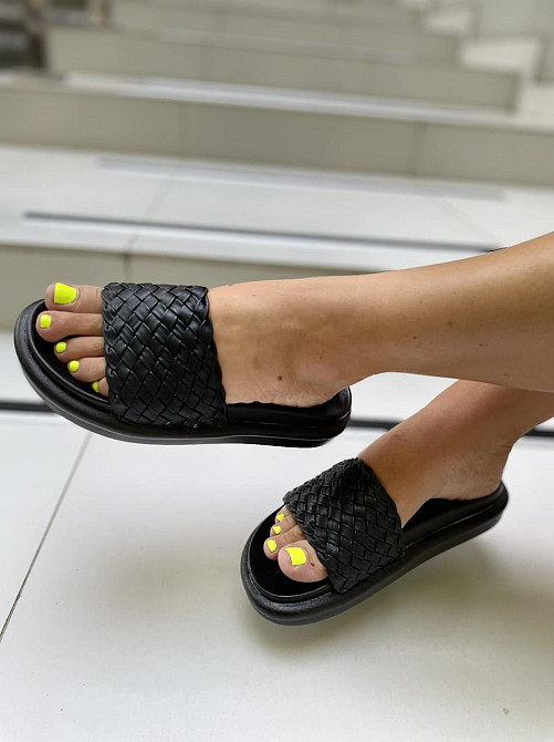 Seben Шльопанці жіночі зі штучної шкіри на плоскій підошві чорні Seben T115-1 р. 36-41 Коломыя - изображение 9