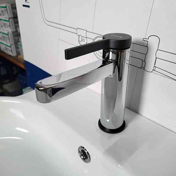 Смеситель для раковины Volle MORA cromo+de la noche 1537.010125 хром/чорний Киев