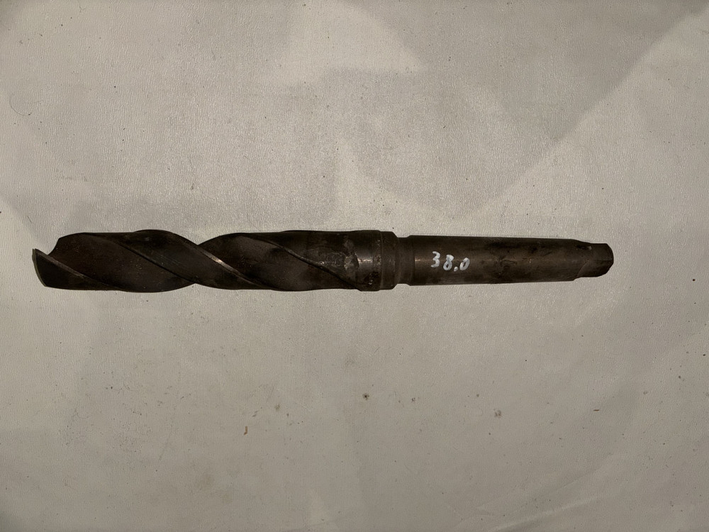Сверло с коническим хвостовиком 38.0 мм. Р6М5. СССР. Харьков - изображение 1