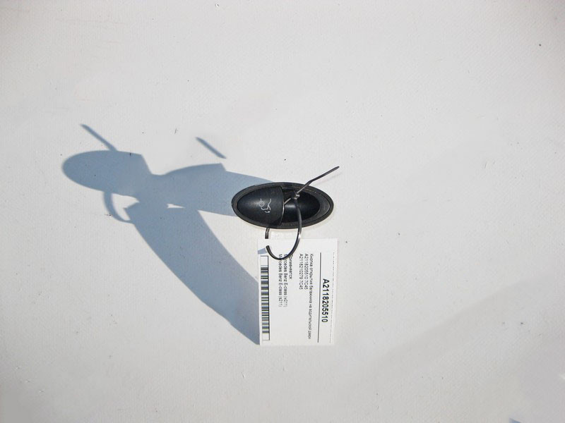 Mercedes-Benz  A2118205510 7C45 Кнопка відкриття багажника на дверях водія E-Class W211 Одесса - изображение 1