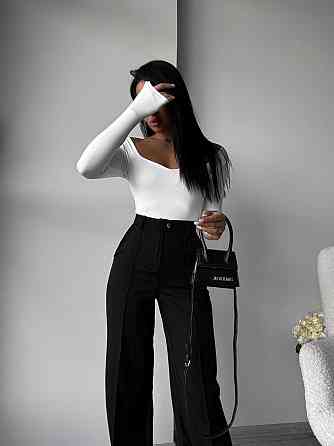 Жіночі базові стильні штани палаццо Чорний, 48 Одеса