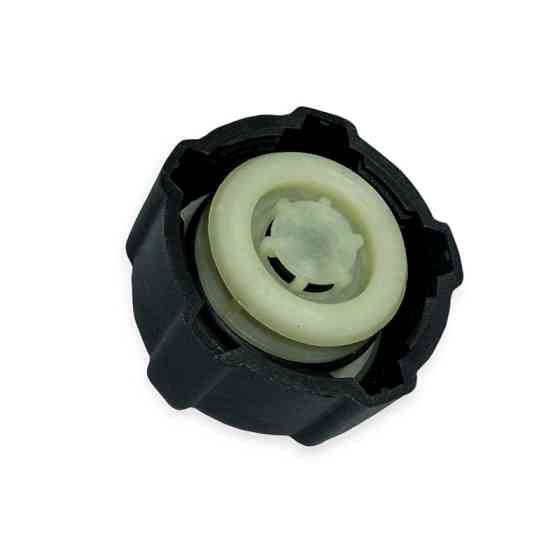 Крышка бачка Logan I, II, Duster, Lodgy, MCV I, II, Kangoo I, II расширительного Мукачево