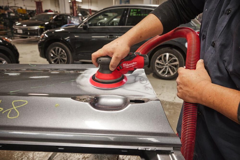 Шлифмашина эксцентриковая аккумуляторная MILWAUKEE M12 FROS2.5-502X O150мм (ЗУ+2акум.Х5Аг+HD кейс) Одесса - изображение 9