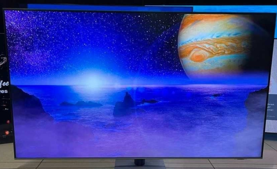 Телевизор Безрамный: 75