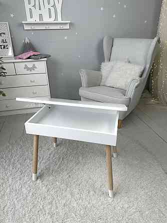 Детский столик и стульчик зайчик белый. Столик с нишей для карандашей и разукрашек Киев