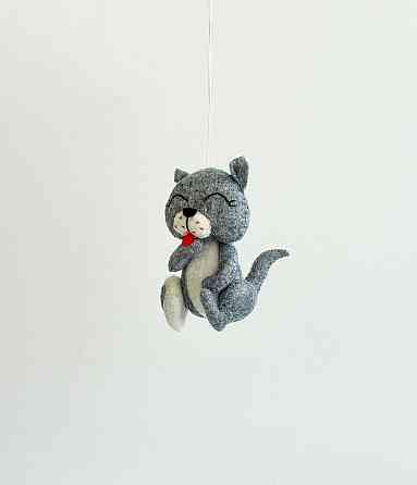 М’яка фетрова іграшка сірий кіт ручної роботи – безпечна розвиваюча іграшка Київ