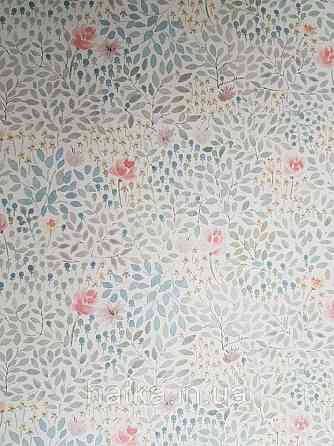 Шпалери флізелінові дитячі еко Lutece Tartine et Chocolat ніжні квіти червоні листочки зелені блакитні Київ