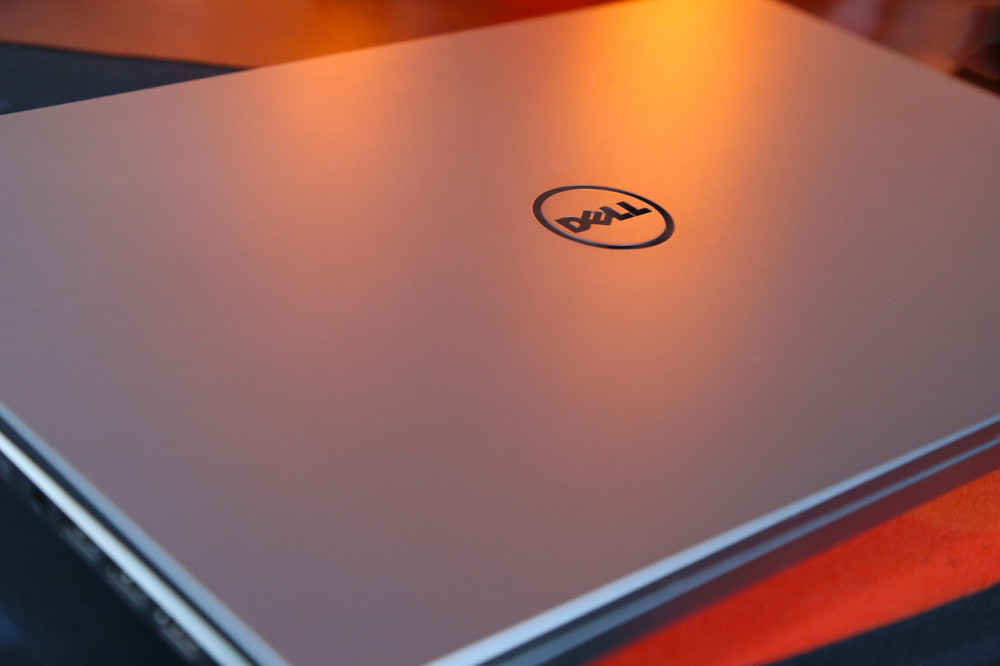 Алюминиевый сенсорный ноутбук Dell Inspiron 7537 15.6