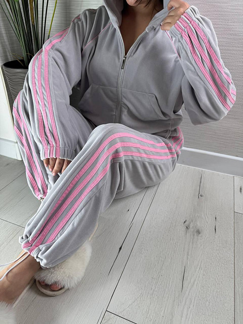 Жіночий стильний велюровий-плюшевий костюм двійка. Сірий, 42/44 Одеса - фото 10