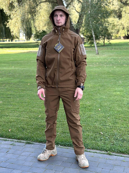 Военный мужской демисезонный костюм soft shell, тактическая койот форма с липучками для шевронов и капюшоном Львов - изображение 7