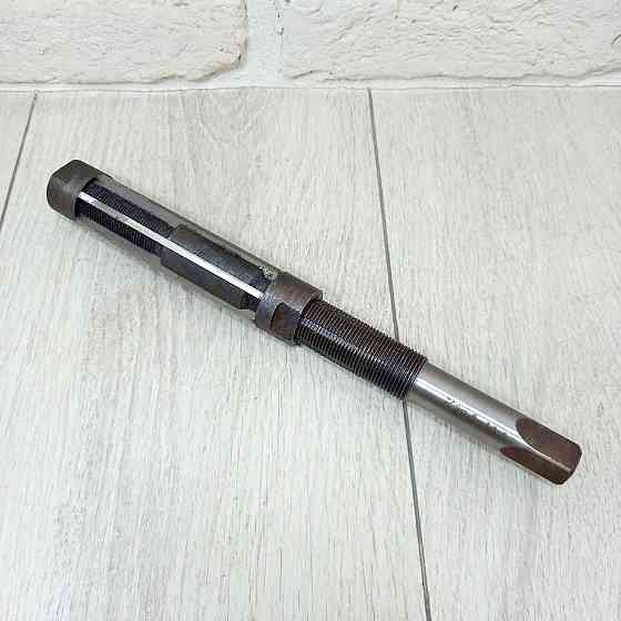 Розгортка регульована пелюсткова 29–32 мм — точний інструмент для калібрування та розточування отворів Харків