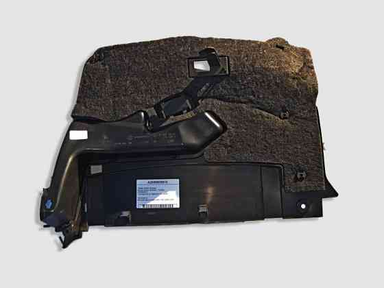 Mercedes-Benz  A2056805810 Права нижня накладка - кришка панелі приладів торпеди C-Class W205 Одесса