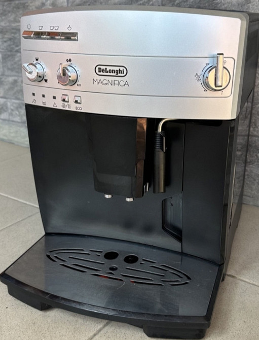 Кавомашина Delonghi Magnifica ESAM 3000/3200 Київ - фото 1