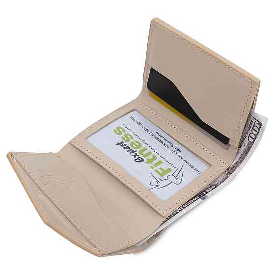 Жіноче компактне шкіряне портмоне GRANDE PELLE 11520 Бежевий Київ