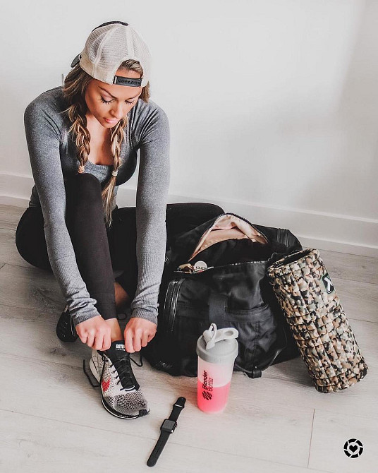 Шейкер спортивний BlenderBottle Classic Loop 28oz/820ml Grey Кам'янське - фото 9