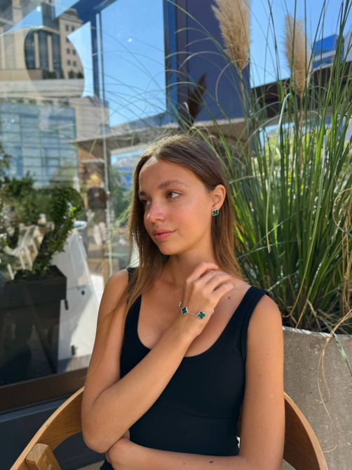Van Cleef подарунковий набір 2 предмети / сережки і браслети / зелений колір під малхіт / біле золото AU 750 / проба, гравіювання Одеса - фото 2