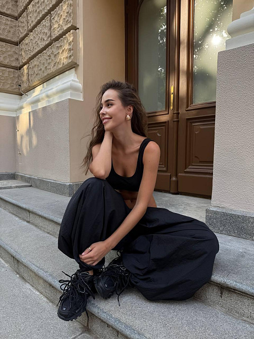 Жіночі широкі оверсайз штани Аладіни з плащівки Одеса - фото 4