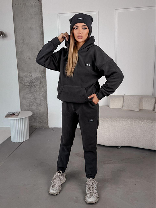 Жіночий стильний теплий костюм із флісу полар із шапкою Графіт, 46/48 Одеса - фото 6