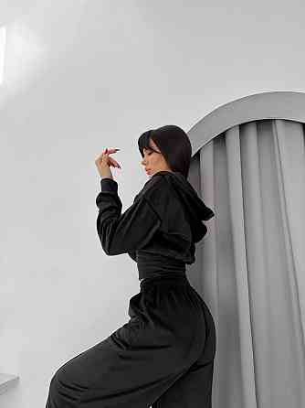 Женский прогулочный костюм двойка: кофта на молнии и брюки из велюра Черный, 46/48 Одесса