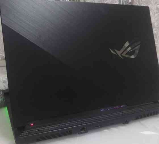 Ноутбук: ASUS ROG Strix 120Hz./ RTX 2070 8Gb/ i7-9750H / RAM16GB/ SSD512Gb. Киев