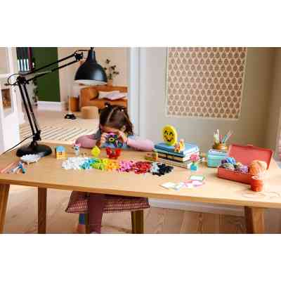 Конструктор LEGO Classic Счастливый творческий набор (11042) Винница