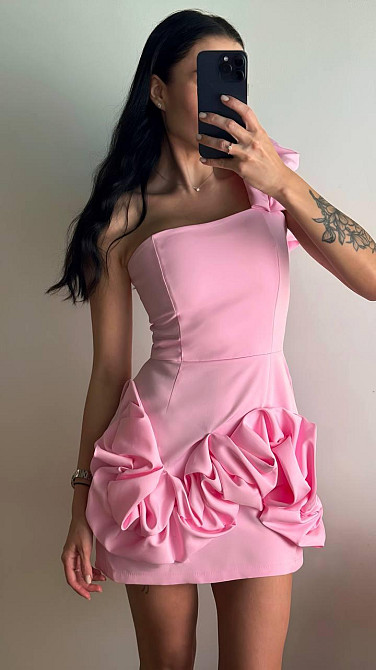 Женское праздничное мини платье с воланами костюмка барби. Розовый, 42/44 Одесса - изображение 1