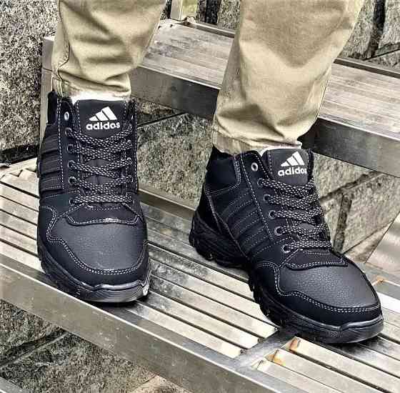 Зимові високі Кросівки Adidas Чоловічі з Мехом Чорні Адідас (розміри: 40,41,42) Відео Огляд Дніпро