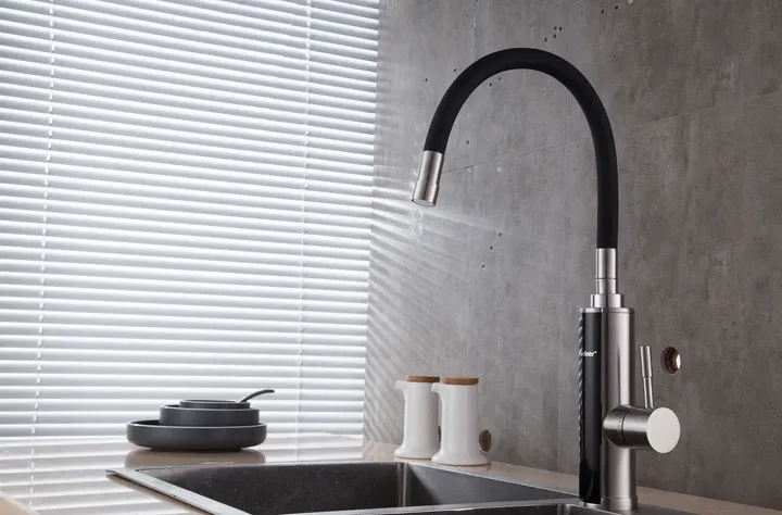 Проточный водонагреватель Mixxus Electra 470-EF 3,3 кВт нержавейка с гибким гусаком и индикатором температуры (MX0773) Черновцы - изображение 3