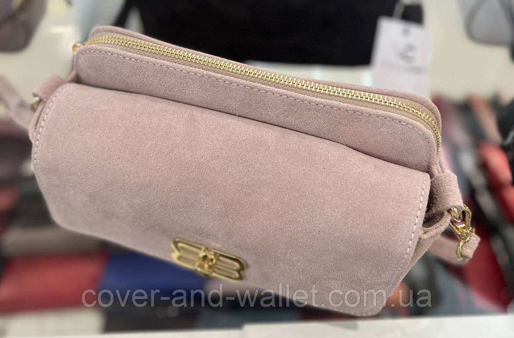 Красивая пудровая сумка кросс-боди из натуральной замши Virginia Conti Киев - изображение 4