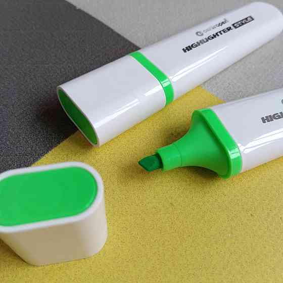 Текстмаркер "Centropen" клин. Highlighter Style 1-4,6мм салатовий Київ
