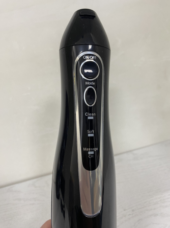 Б/У Портативный ирригатор для полости рта Coslus F5020E 300 мл, беспроводной, 3 режима, 5 насадок, USB, черный Киев