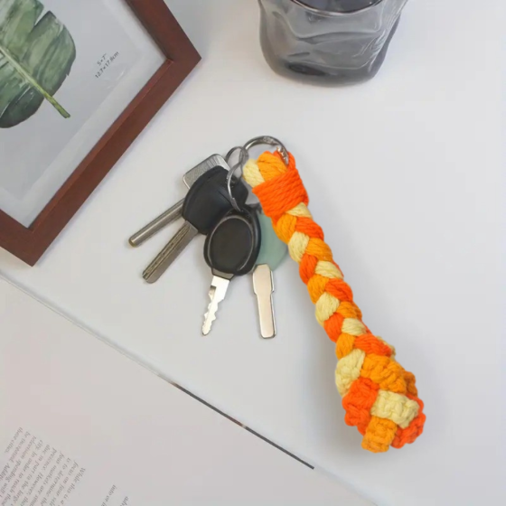 Набор макраме для рукоделия и плетения брелока для ключей и аксессуаров 17.3х3.5 см трёхцветный оранжевый Каменец-Подольский