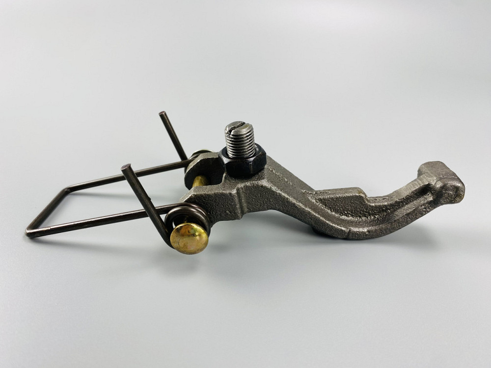 Важіль відтискний у зборі МТЗ. Старий зразок. 70-1601094. Важіль отжимной в зборі Мукачево - фото 1