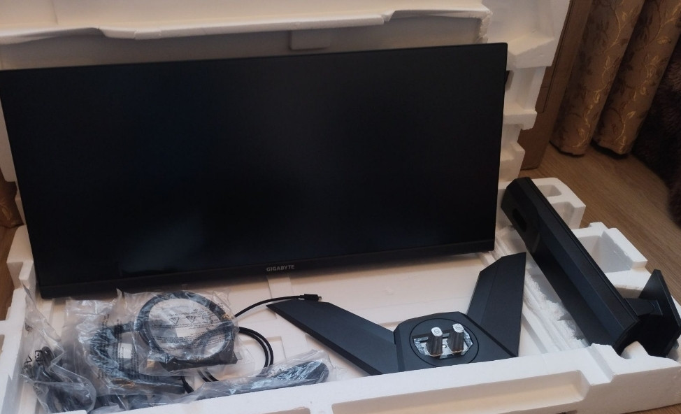 Монитор: GIGABYTE M34WQ 34