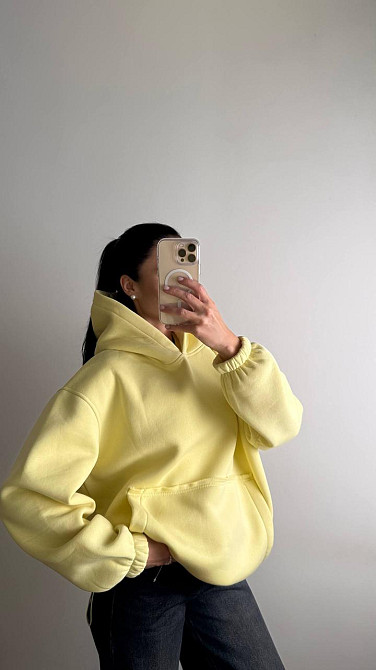 Жіноче тепле об'ємне базове худі оверсайз крою турецька тринитка на флісі Лимонний Одеса - фото 3