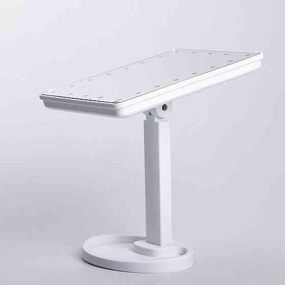 Настільне дзеркало з підсвічуванням 22 LED для макіяжу 21х16 см прямокутне на ніжці USB Біле HP-10-4AW Коломия