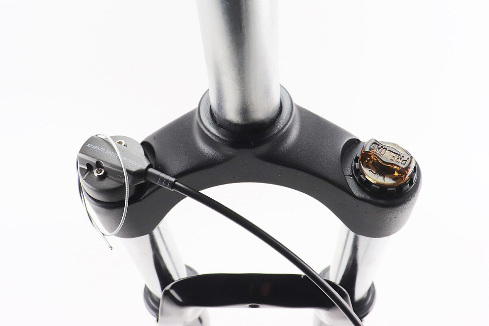 Вилка 27,5" амортизаційна, без різьби 1-1/8" (28,6мм), шток 255мм, з ходом 100мм, Disk-brake, пружинно-оливна, виносний Lockout, чорна N780 Київ - фото 3